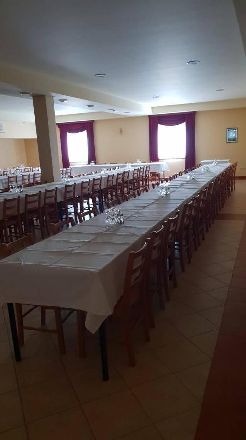 Prenociste Dzinic Zupanja Exterior photo